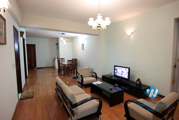 Cheap price apartment for rent in Ciputra, Tay Ho area
